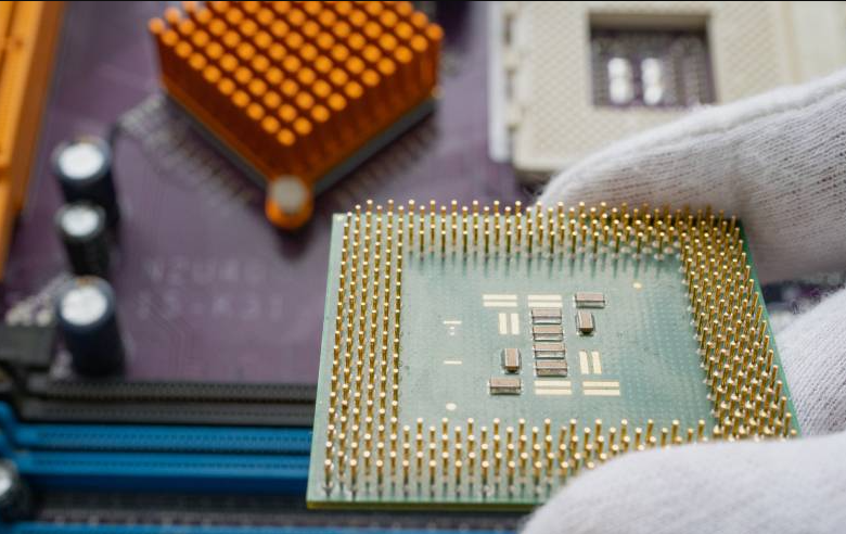 How IC Sockets Simplify Testing & Prototyping for Electronics Manufacturers