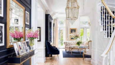 Exploring the Latest Interior Design Trends Featuring Black Chandeliers