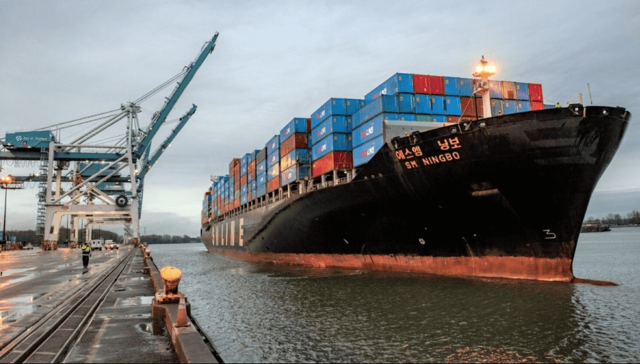 Improving International Supply Chains