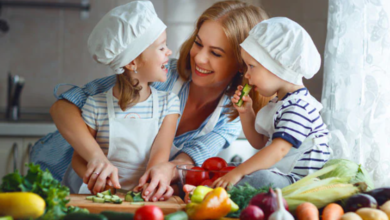 A Parent’s Guide to Balanced Nutrition in the Early Months
